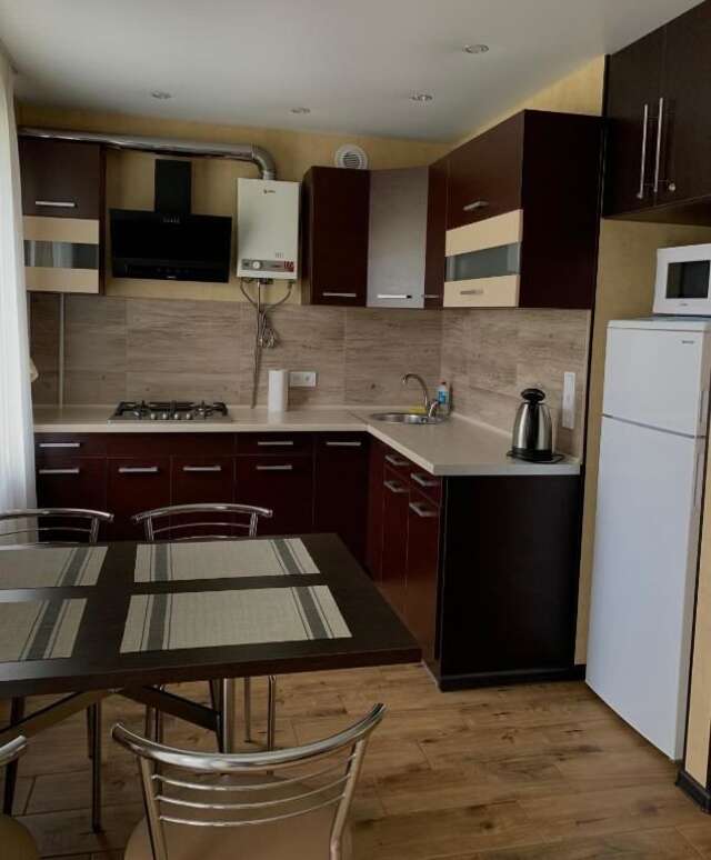 Апартаменты Apartament at the Azov Avenue Бердянск-13