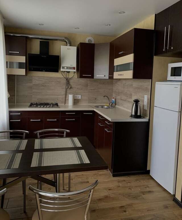 Апартаменты Apartament at the Azov Avenue Бердянск-7